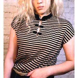 🌺90s asian NECKLINE TOP